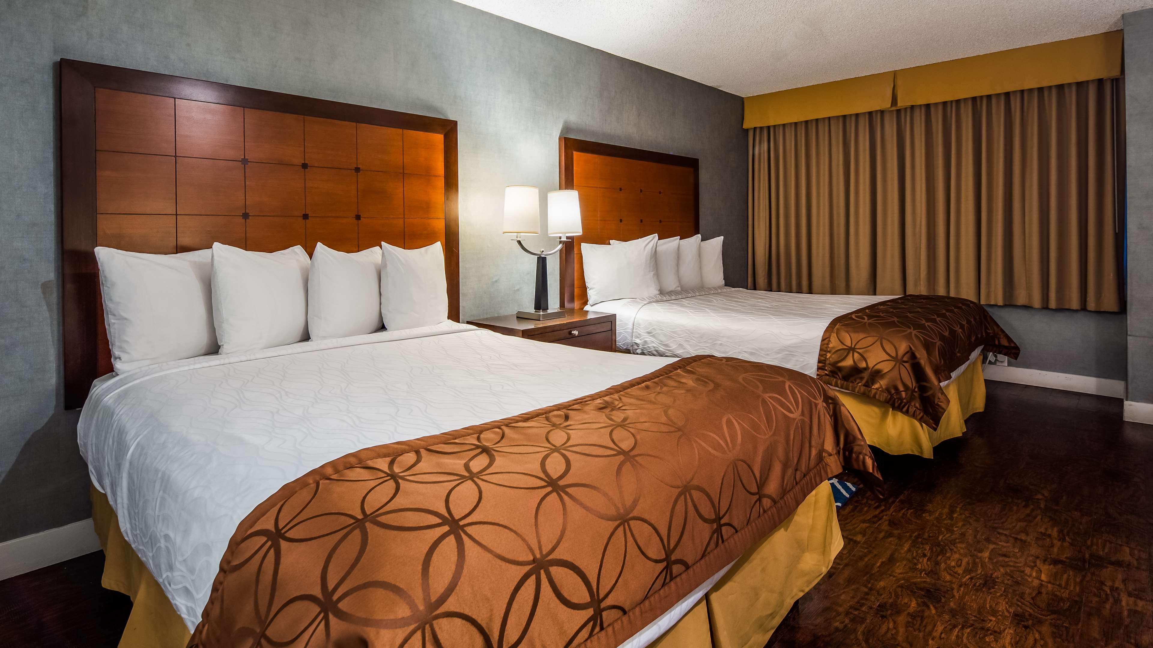 Western At Hotel 3*