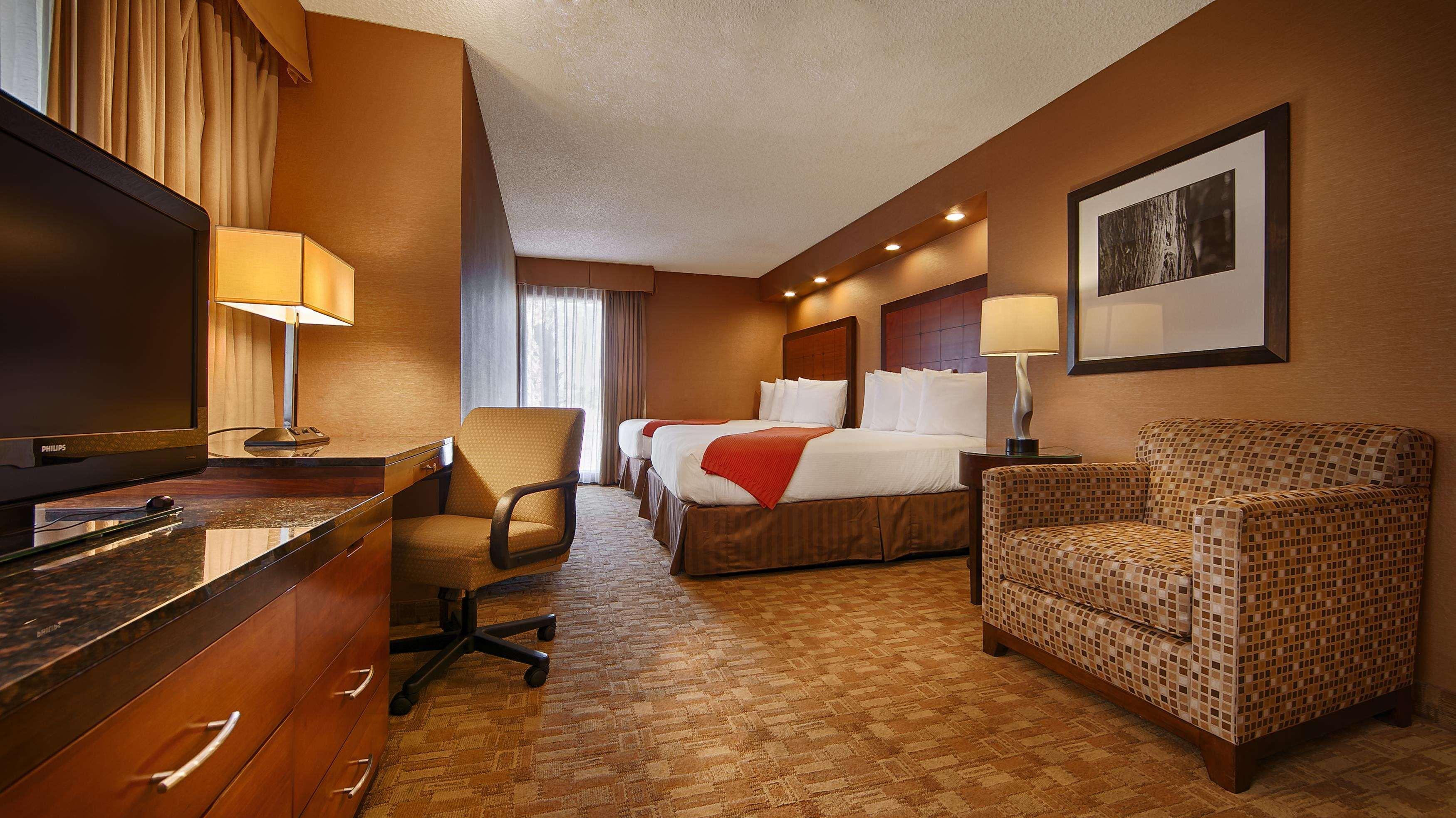 Western At Hotel 3*