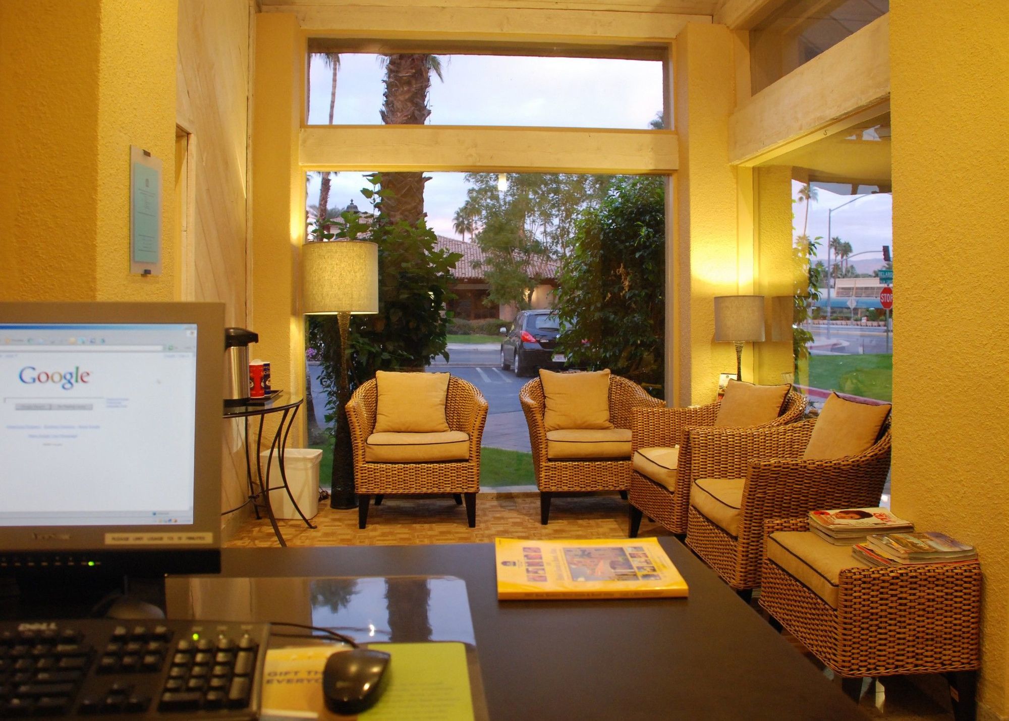 Western At Hotel Palm Springs